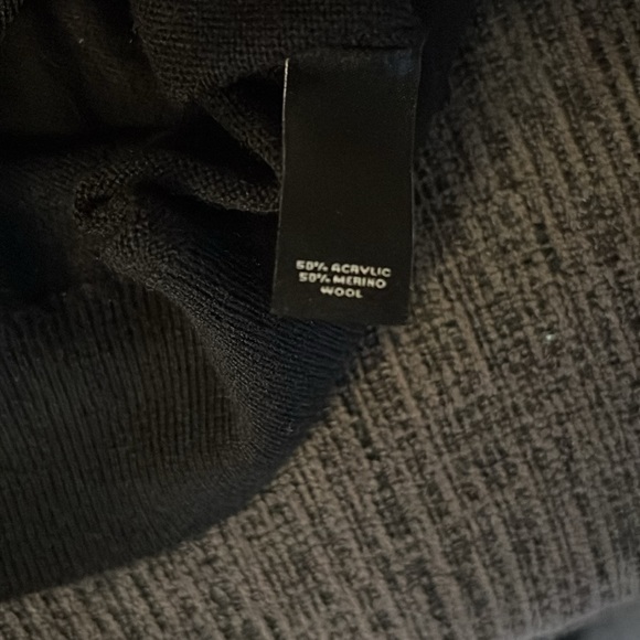 Neiman Marcus Mens sweater - Picture 4 of 4